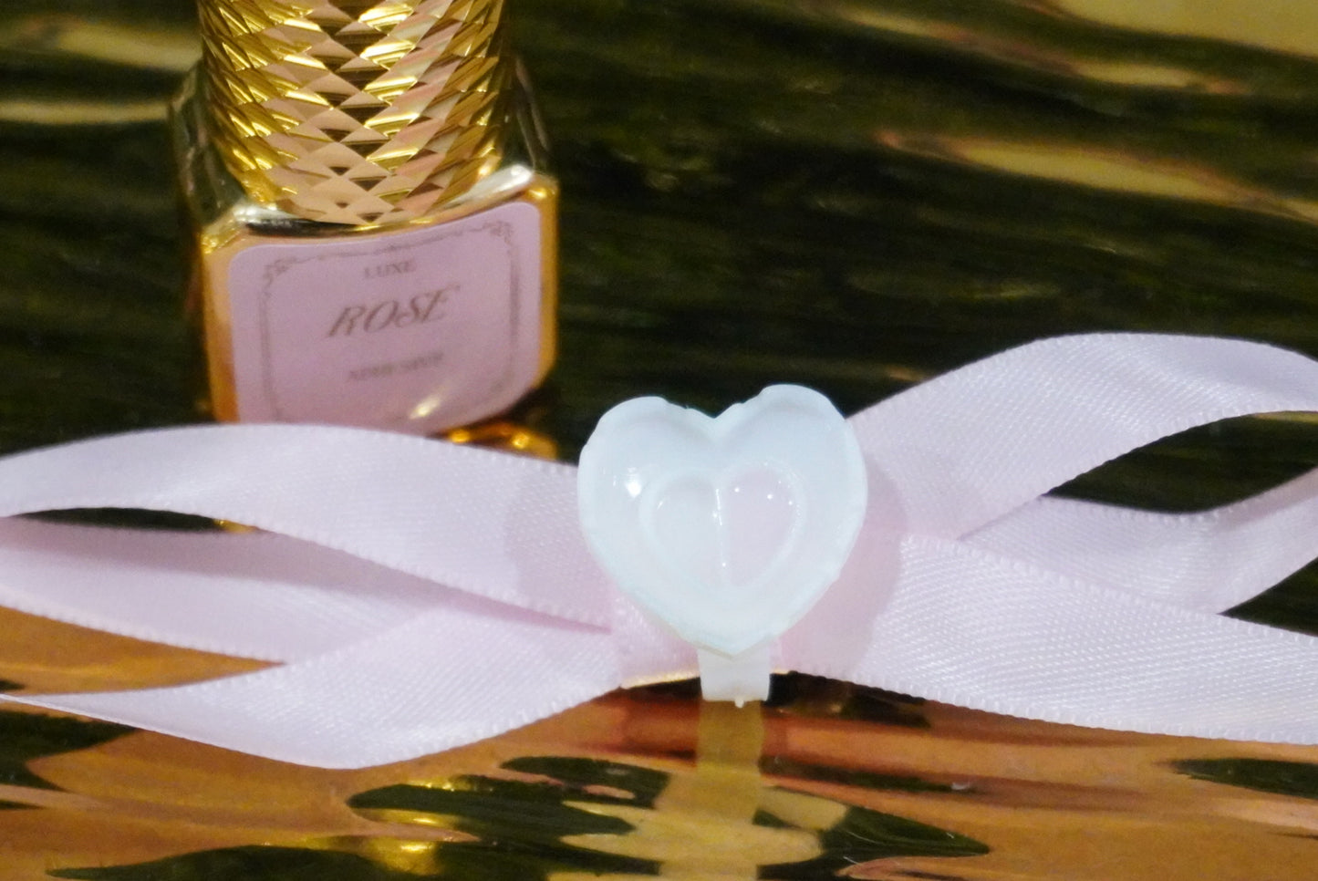 Luxe Rosé Adhesive