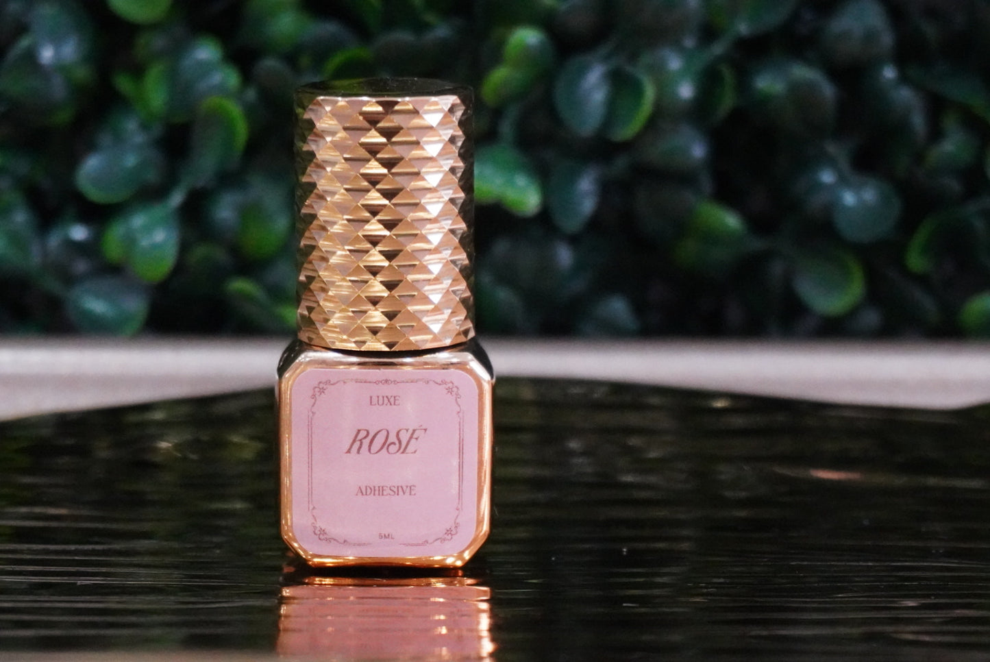 Luxe Rosé Adhesive