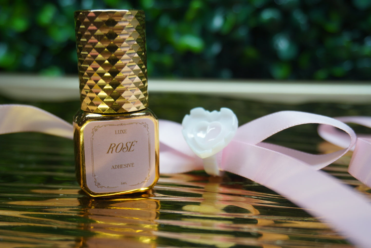 Luxe Rosé Adhesive